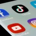 prohibirá el acceso a redes sociales
