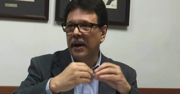 Ulises Rojas. Universidades