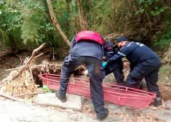Bomberos rescatan el cuerpo del cristiano que murió en ayuno