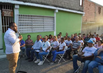 Jesús Acosta Medina juramentó a más de 60 personas y avanza rumbo a los 600K por Venezuela