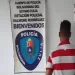 amenazó de muerte a su madre