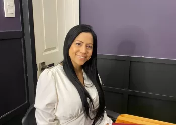 Thais Acuña. Producción Avícola