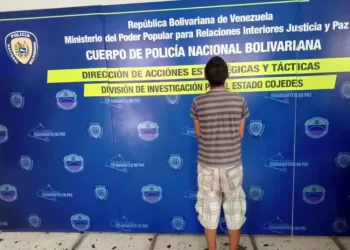 pareja detenida