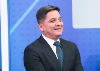ministro de Energía Eléctrica
