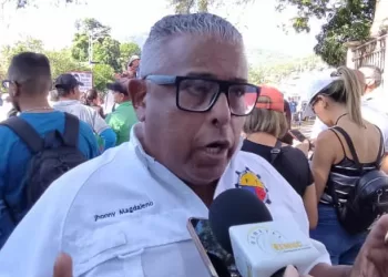 Jhonny Magdaleno salario