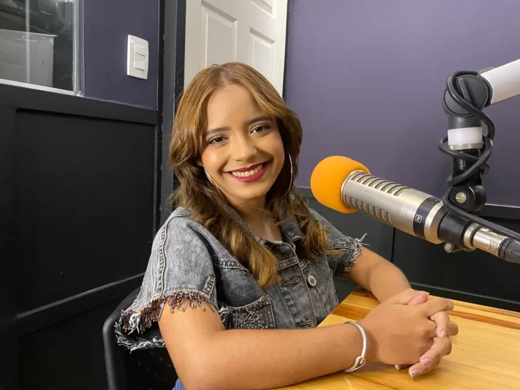 Angelih López "Suéltate ya"