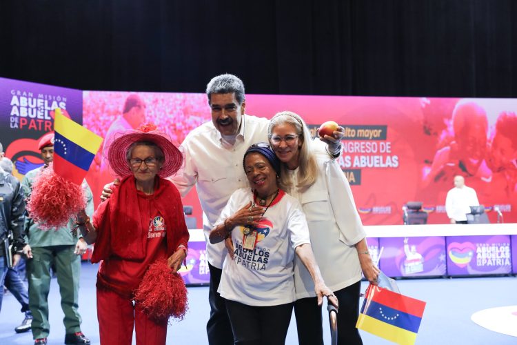 Adultos Mayores
