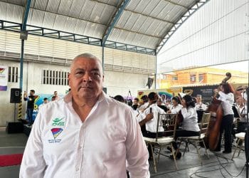 Henry Nuñez, director académico de la Unidad educativa Colegio Santa Rosa