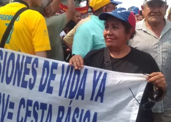 Alba Morales, Comité de jubilados
