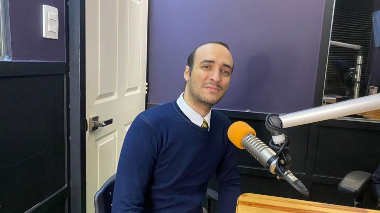 Dr. Francisco Ojeda, Cigarrillo