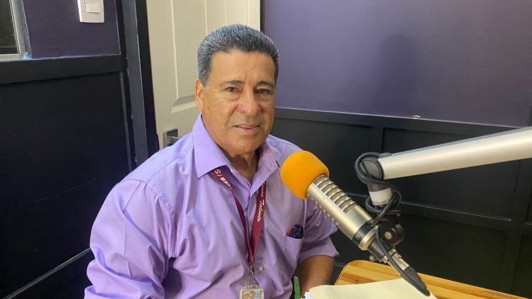 Gerardo Vásquez, profesores