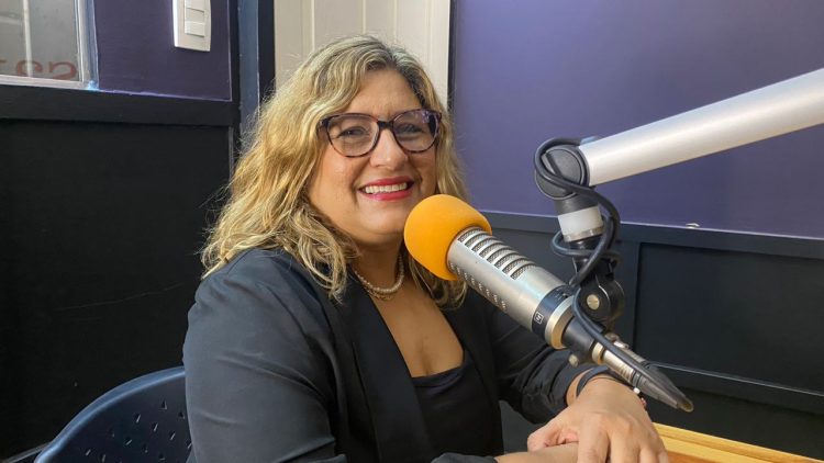 Rosa María Tovar, Leer-nos