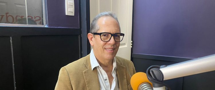 Carlos Cruz, España