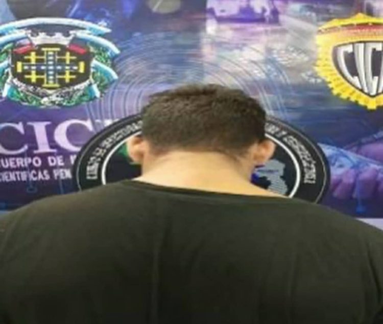 Detenido por tráfico de material estratégico