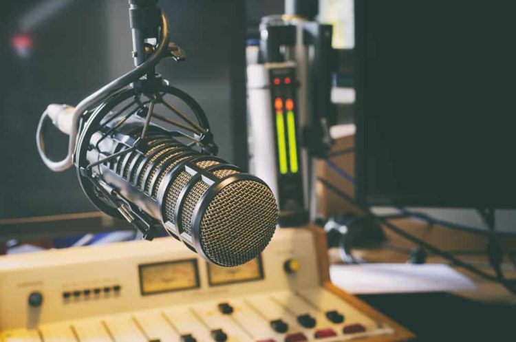 La radio y la televisión reinas radiodifusión