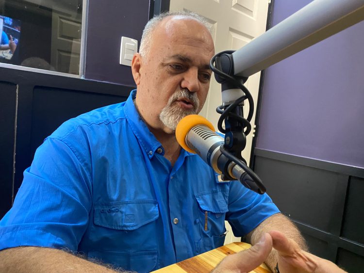 Ernesto Abbas, comercio