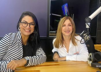 Eva Carolina González y Sandy Aveledo.