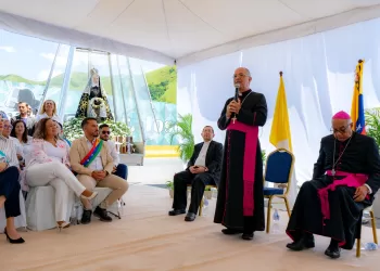 Nuevo arzobispo de Valencia visitó Monumento Dr. José Gregorio Hernández en Guacara