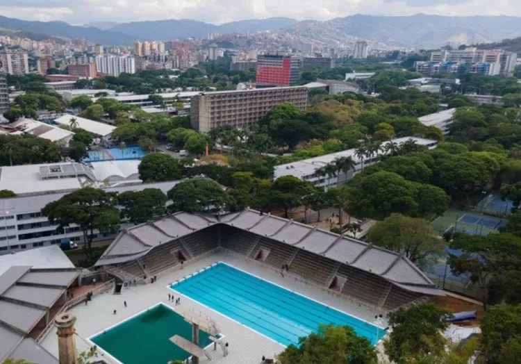 Denuncian suspensión de Copa Splash que se realizaba para recaudar fondos en la UCV