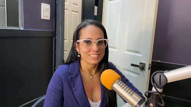 Gizelle Ramírez, terapia neural