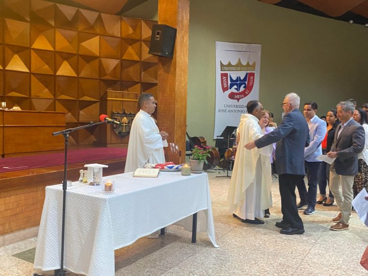 Universidad José Antonio Paez celebró su 27 aniversario