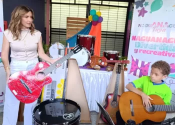 Niños del estado Carabobo recibieron instrumentos musicales