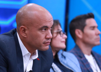 Héctor Rodríguez, atención para maestros