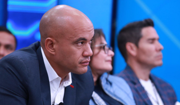Héctor Rodríguez, atención para maestros