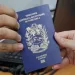 Venezolanos sin pasaporte vigente podrán entrar al país a través de Colombia