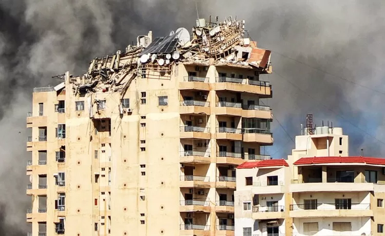 Israel bombardea la ciudad de Tiro