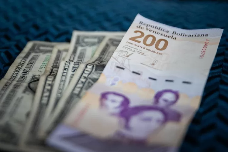Inicia el pago del aguinaldo de los trabajadores públicos