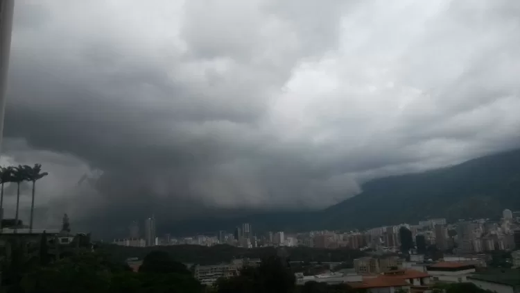 Inameh estima nubosidad y precipitaciones vespertinas