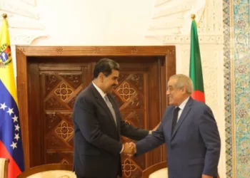 Nicolás Maduro visitó Argelia