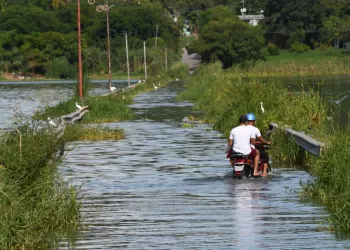 Isla La Culebra temen quedar incomunicados.