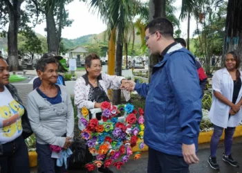 Alcaldía de Valencia organizó Día de los Fieles Difuntos en el Cementerio Municipal