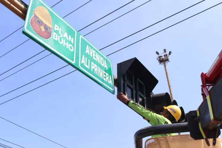 Av. Henry Ford ahora se llama Alí Primera