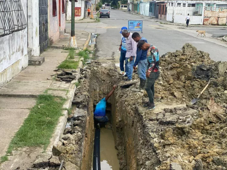 Sustituidos 30 metros de tubería