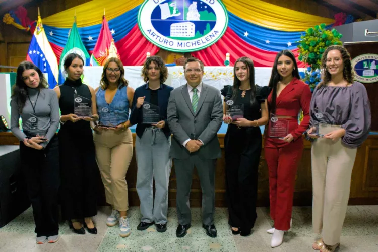 Universidad Arturo Michelena celebró su 23er aniversario