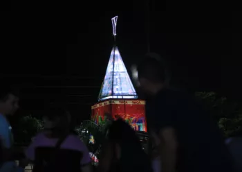YMCA Valencia encenderá su árbol