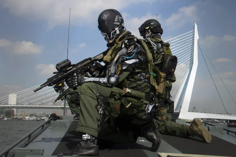 Japón y Estados Unidos desarrollan plan de apoyo militar a Taiwán