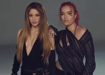 Shakira junto a Karol G