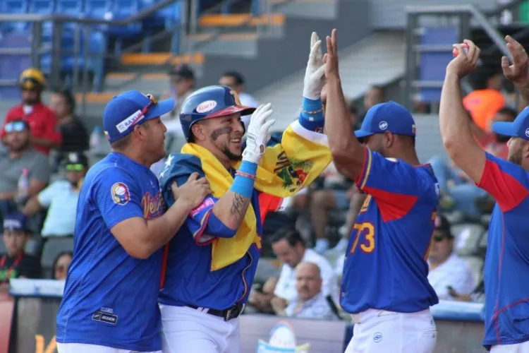 Venezuela derrota a Países Bajos y avanza en el Premier 12