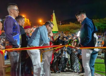 Lacava y Castañeda inauguran Parque Metropolitano "San Agustín de Guacara"
