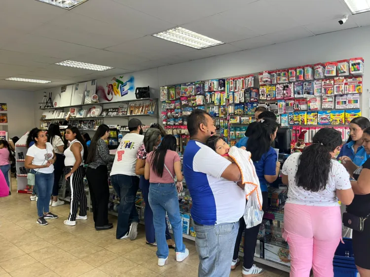 Librería La Alegría tiene nueva sede
