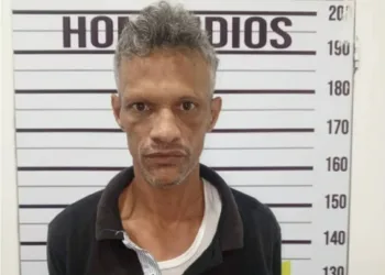 Mató a su hijastro