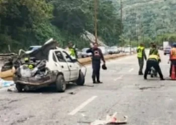 Mujer murió en hecho vial