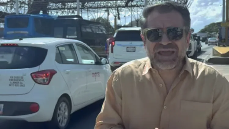 Gobernador Rafael Lacava en peaje