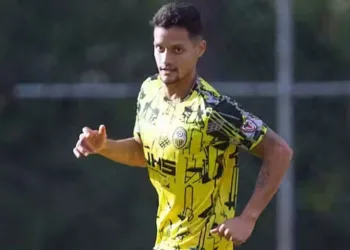 Roberto Rosales