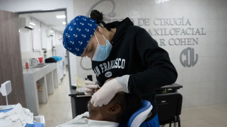 Siete pacientes fueron beneficiados con una jornada de intervenciones quirúrgicas en el área maxilofacial, llevada a cabo en la Ciudad Hospitalaria “Dr. Enrique Tejera” CHET.