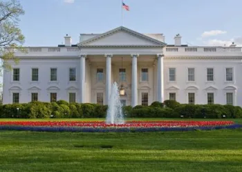 Trump considera criminales